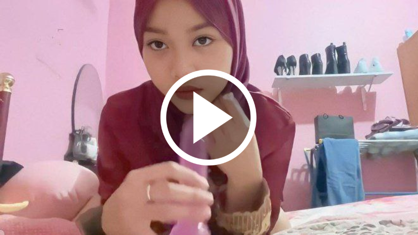 My Sister give me BIowjob and deepthroat